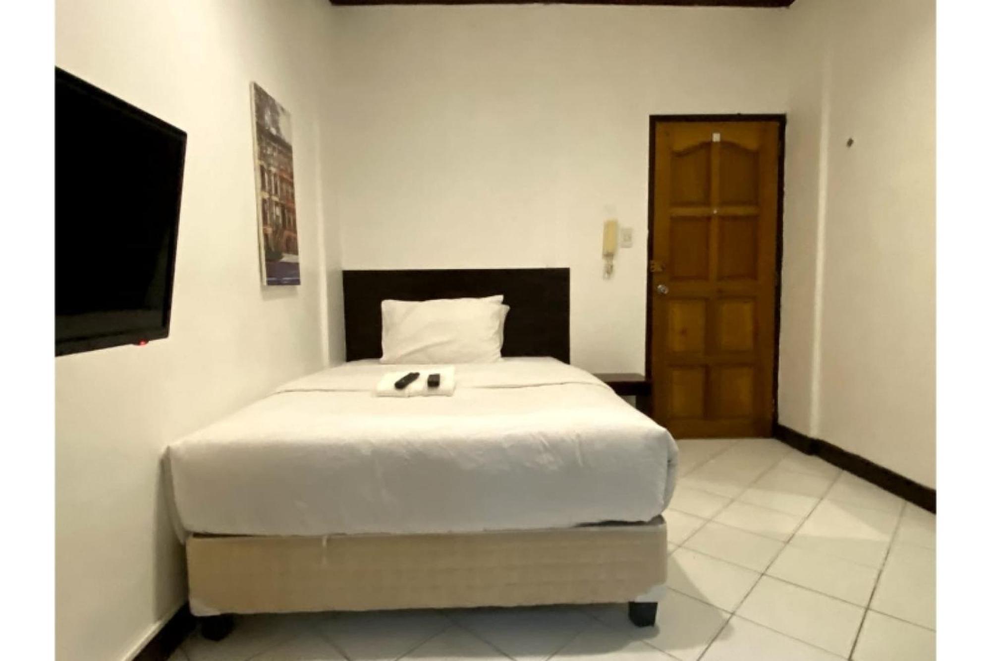 Oyo 857 City Stay Inns Makati Avenue Makati City Екстер'єр фото